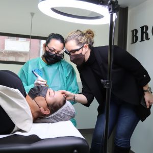 Cursos de micropigmentación y microblading en badalona y barcelona